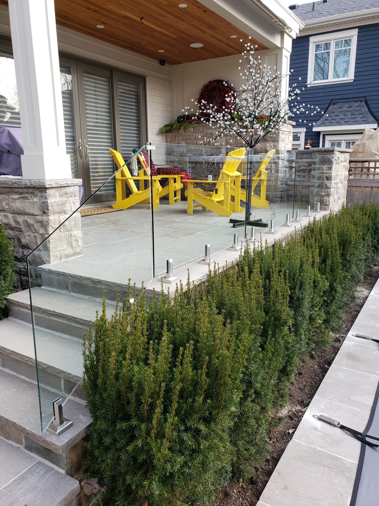 Exterior Glass Railings in Toronto – All You Need To Know