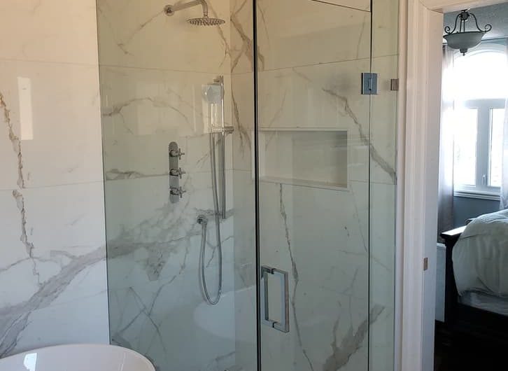 Why Is A Glass Shower Enclosure Useful?